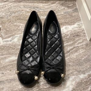 Michael Kors Gia Pump